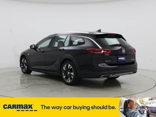 2018 Buick Regal TourX Essence