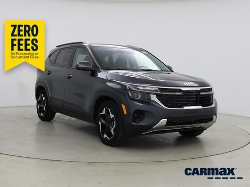 Gray 2025 Kia Seltos S