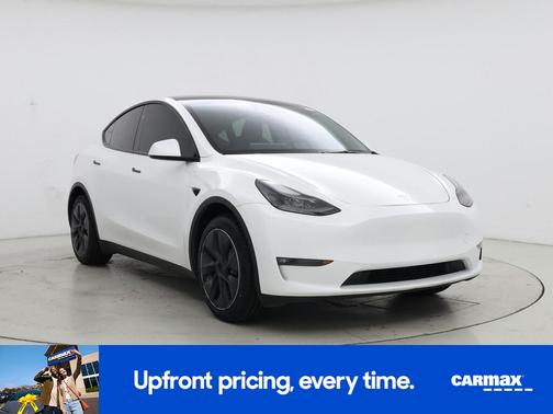 White 2023 Tesla Model Y