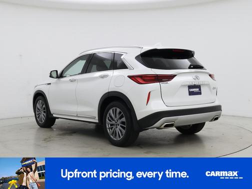White 2024 INFINITI QX50 Luxe