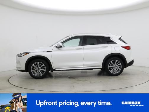 White 2024 INFINITI QX50 Luxe