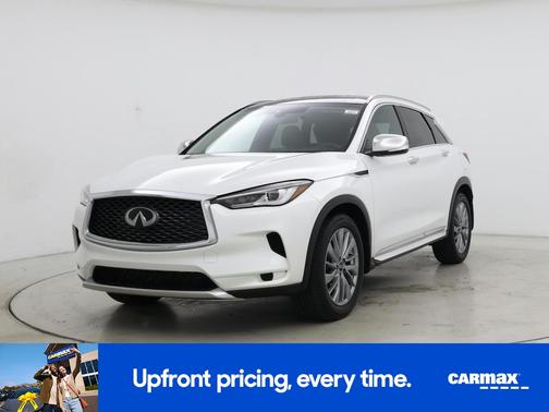 White 2024 INFINITI QX50 Luxe