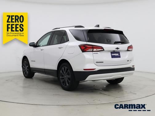 White 2024 Chevrolet Equinox RS