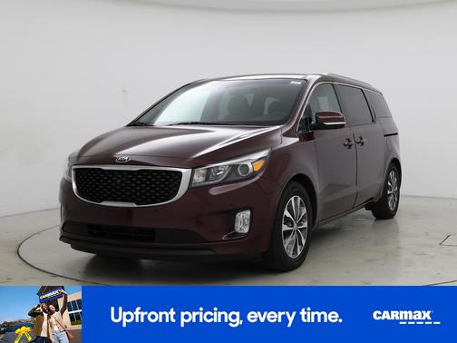 Red 2016 Kia Sedona SX