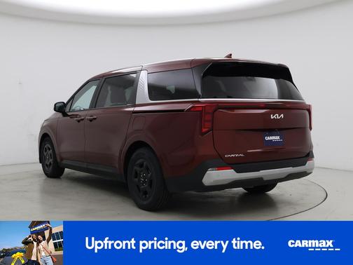 Red 2025 Kia Carnival LXS
