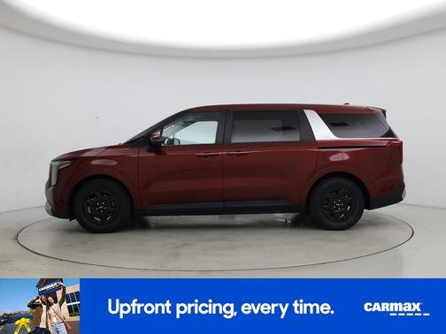 Red 2025 Kia Carnival LXS
