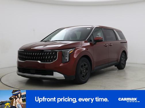 Red 2025 Kia Carnival LXS