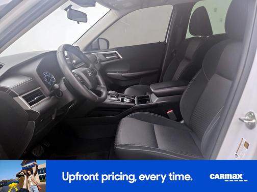 2022 Mitsubishi Outlander ES