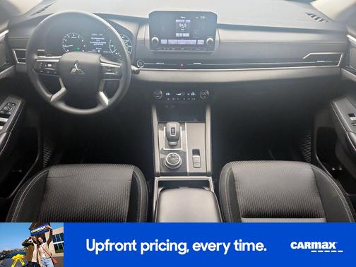 2022 Mitsubishi Outlander ES