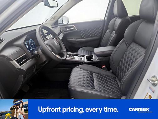 2024 Mitsubishi Outlander SEL