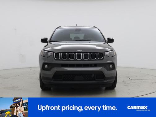 Gray 2024 Jeep Compass Latitude