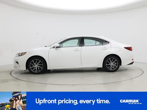 White 2017 Lexus ES 350