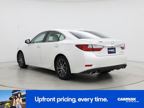 White 2017 Lexus ES 350