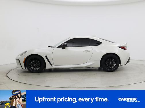 White 2022 Toyota GR86 Premium