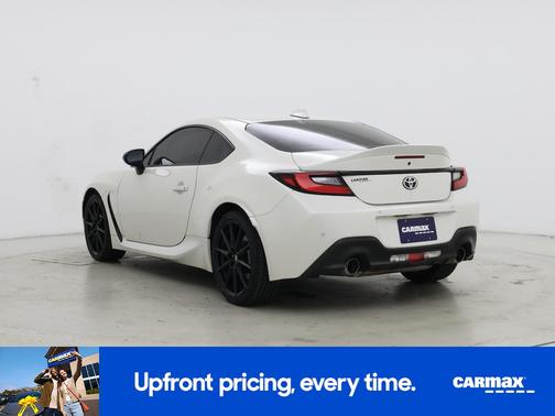 White 2022 Toyota GR86 Premium