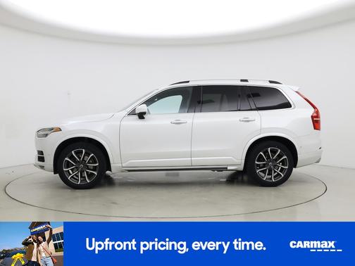 2017 Volvo XC90 T6 Momentum