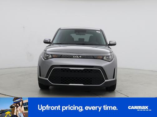 Gray 2023 Kia Soul LX