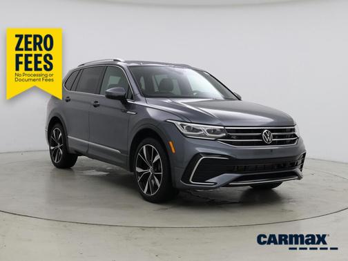 Gray 2022 Volkswagen Tiguan SEL R-Line