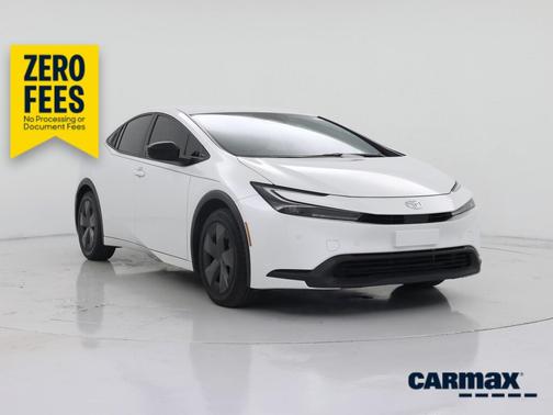 White 2024 Toyota Prius LE