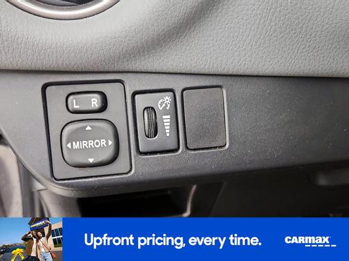 2015 Toyota Yaris LE