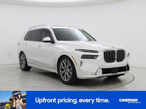 White 2023 BMW X7 xDrive40i