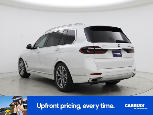 White 2023 BMW X7 xDrive40i