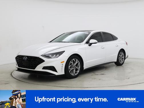 White 2021 Hyundai SONATA SEL