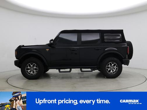 Black 2022 Ford Bronco Badlands