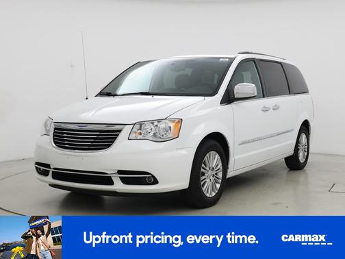 2015 Chrysler Town & Country Touring L