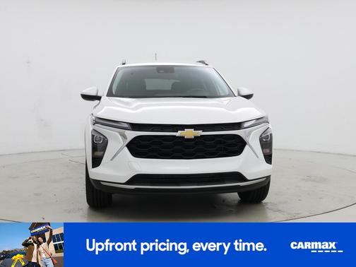 White 2024 Chevrolet Trax LT