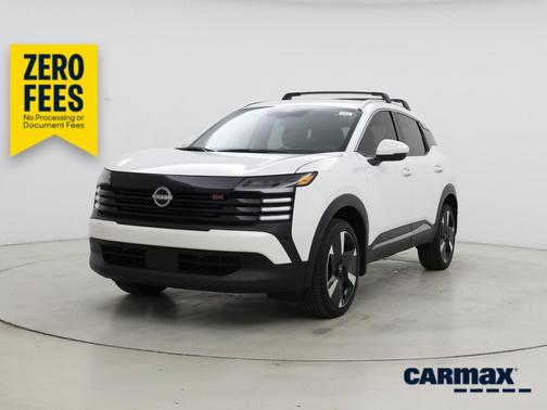 White 2025 Nissan Kicks SR