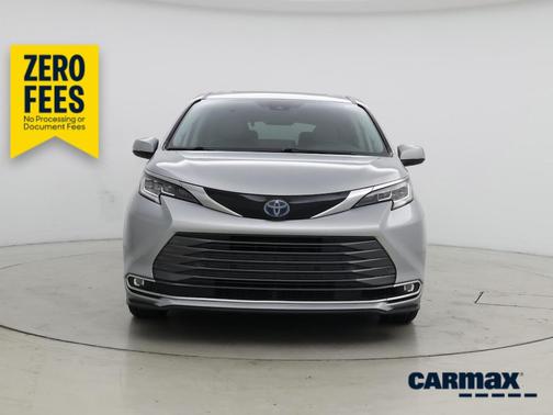 Silver 2021 Toyota Sienna Limited