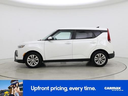 White 2020 Kia Soul LX