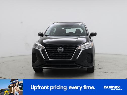 Black 2022 Nissan Kicks S