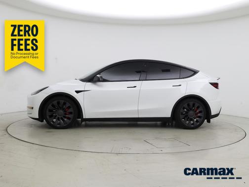 White 2023 Tesla Model Y Performance