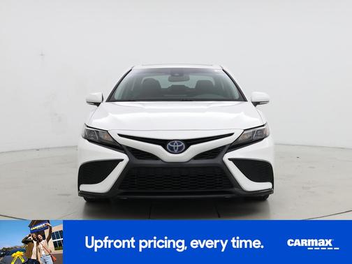 2022 Toyota Camry Hybrid SE