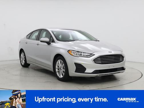 Silver 2019 Ford Fusion SE
