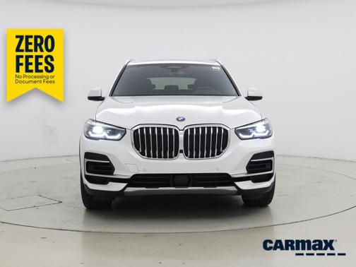 White 2022 BMW X5 PHEV XDrive45e