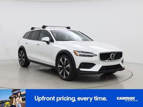 2021 Volvo V60 Cross Country T5