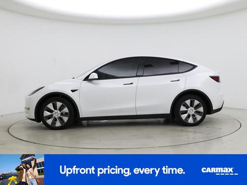 White 2023 Tesla Model Y Long Range