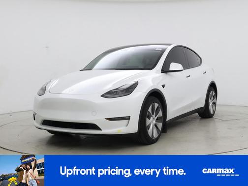 White 2023 Tesla Model Y Long Range