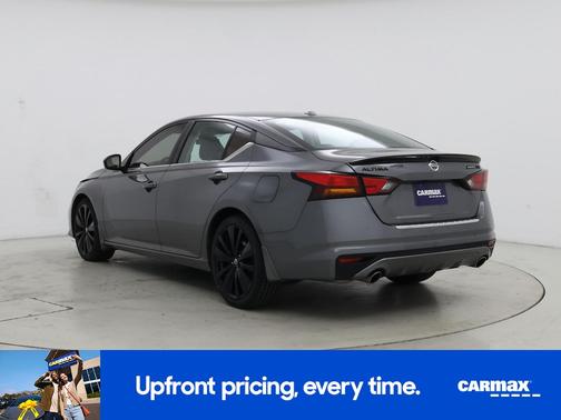 Gray 2022 Nissan Altima SR
