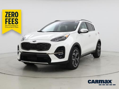White 2022 Kia Sportage SX
