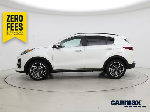 White 2022 Kia Sportage SX