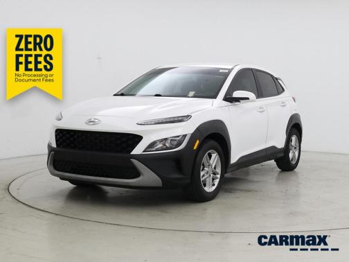 White 2022 Hyundai KONA SE