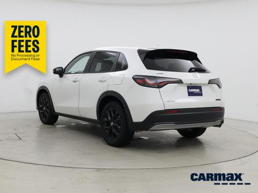 White 2024 Honda HR-V Sport