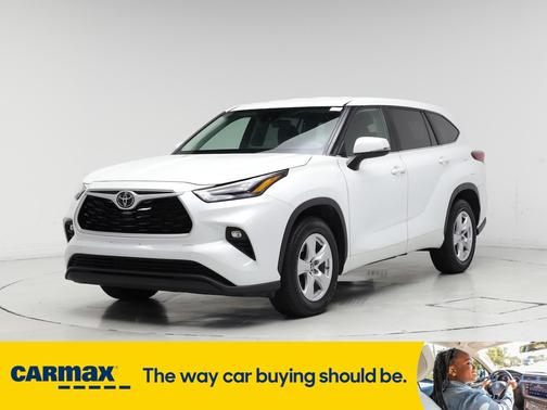 2023 Toyota Highlander LE