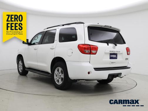 White 2017 Toyota Sequoia SR5