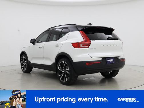 2021 Volvo XC40 T4 R-Design