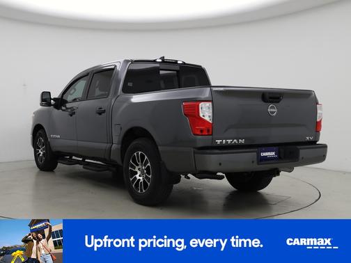 2023 Nissan Titan SV